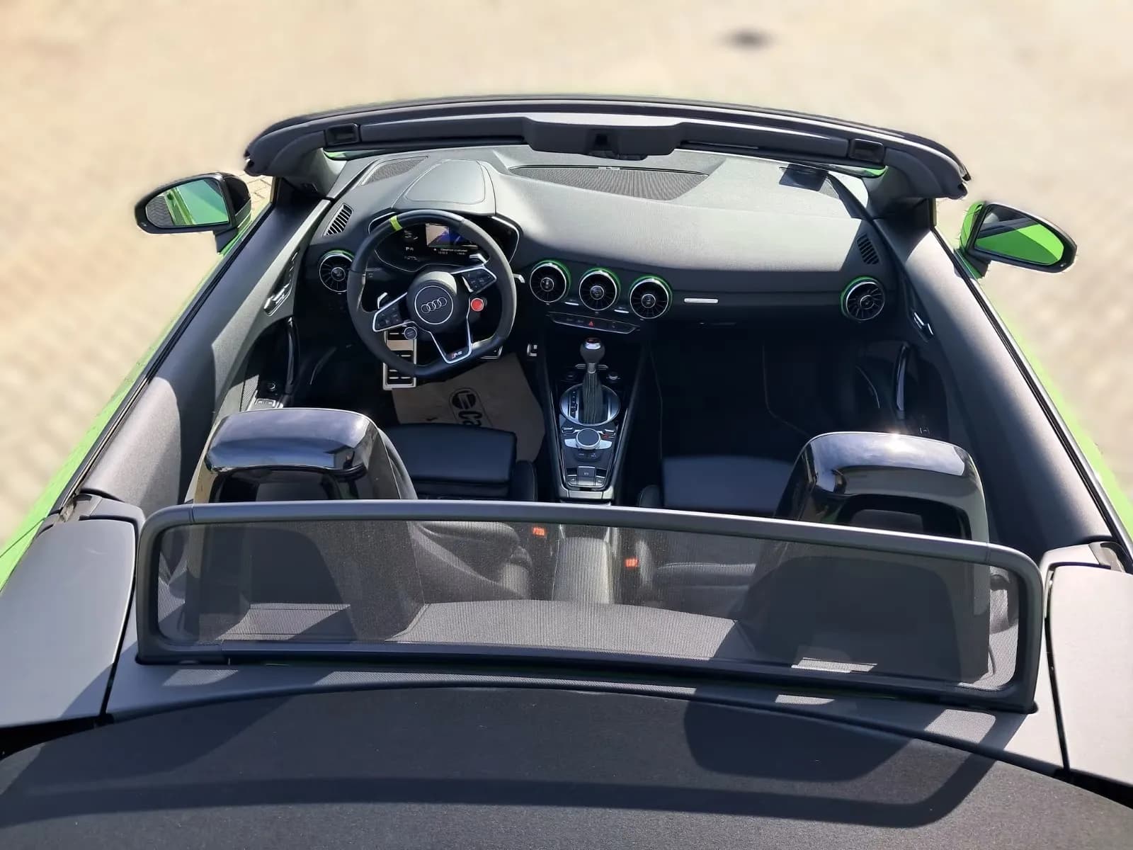 Audi TT RS Roadster (foto 9/30)