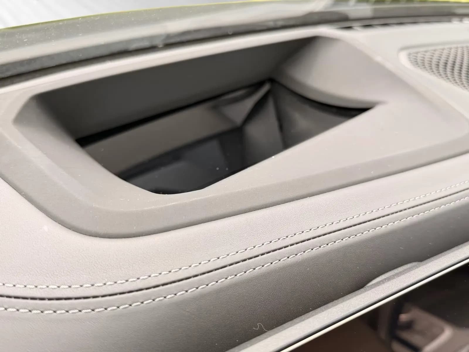 BMW M4 (foto 13/15)