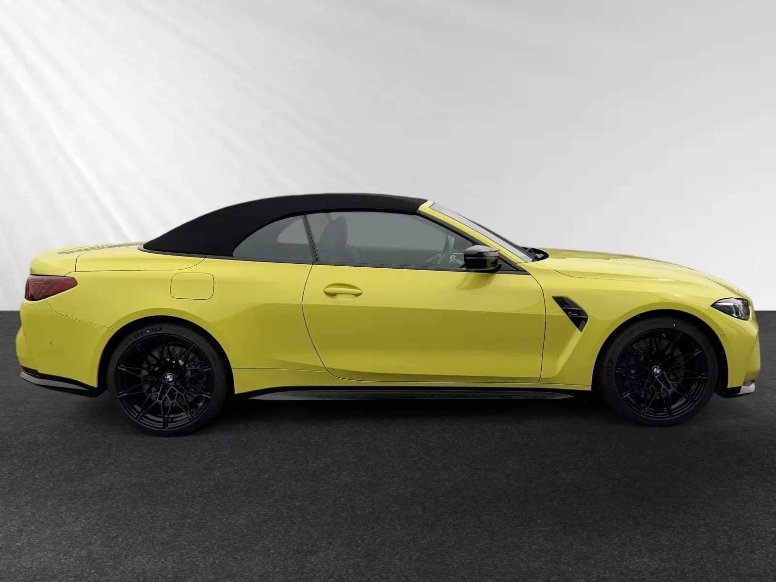 BMW M4 (foto 6/15)