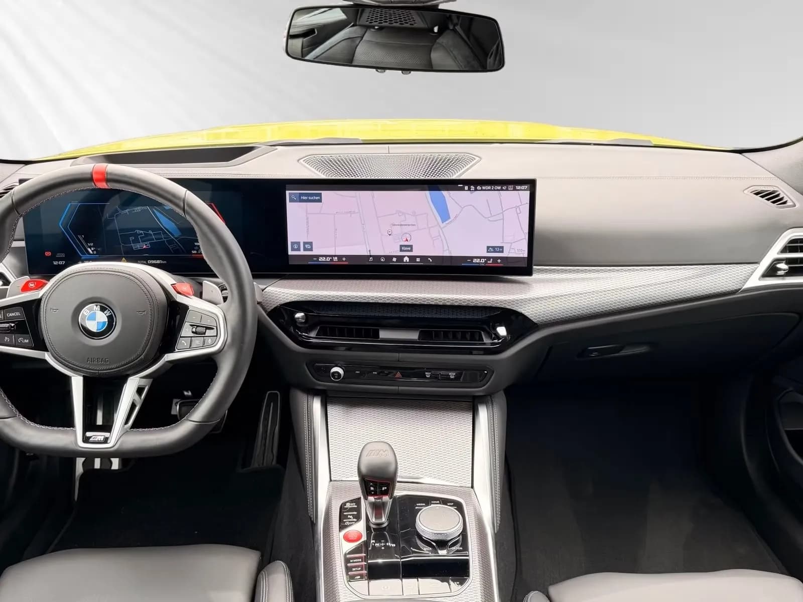 BMW M4 (foto 11/15)