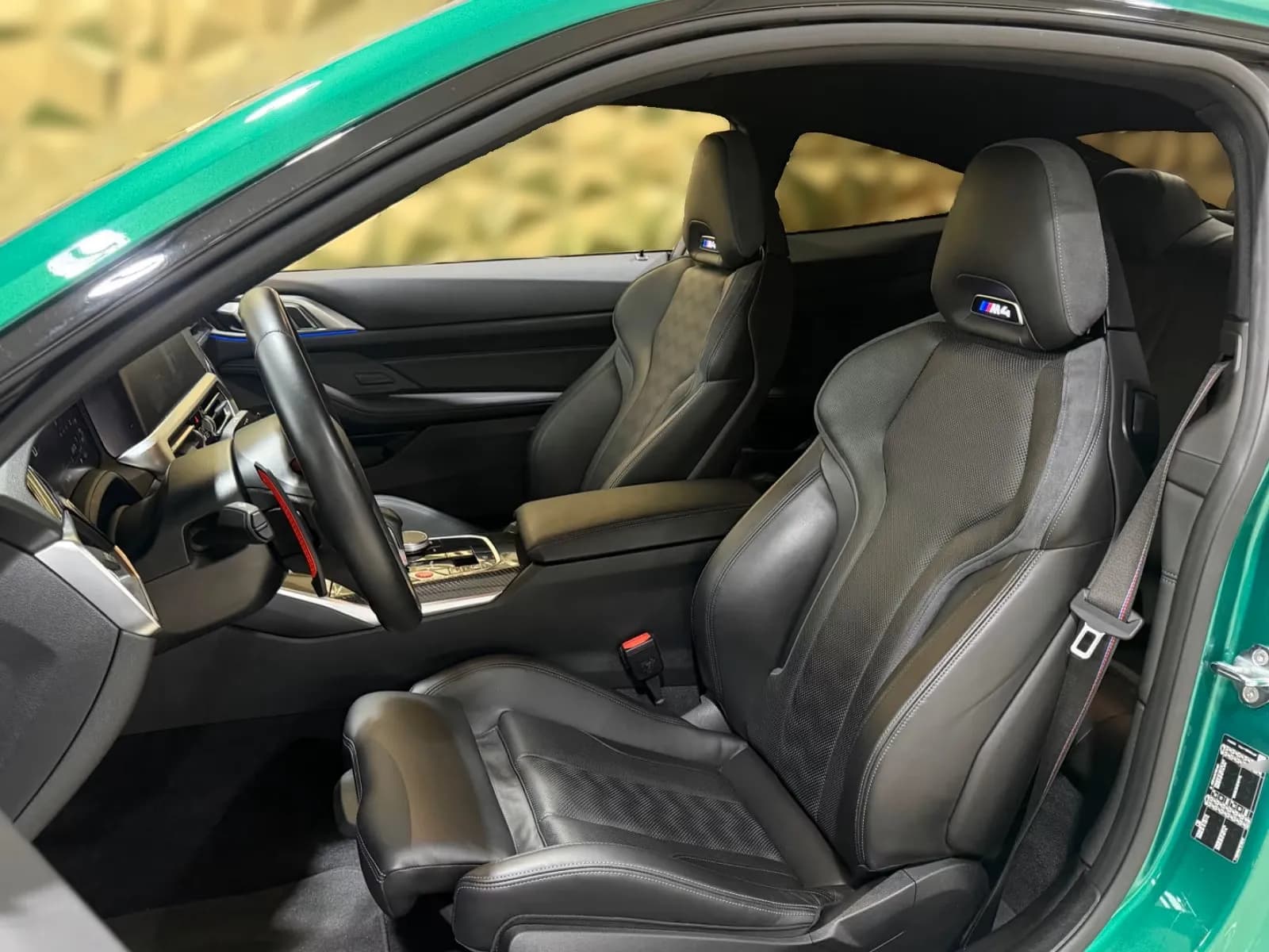 BMW M4 (foto 15/30)