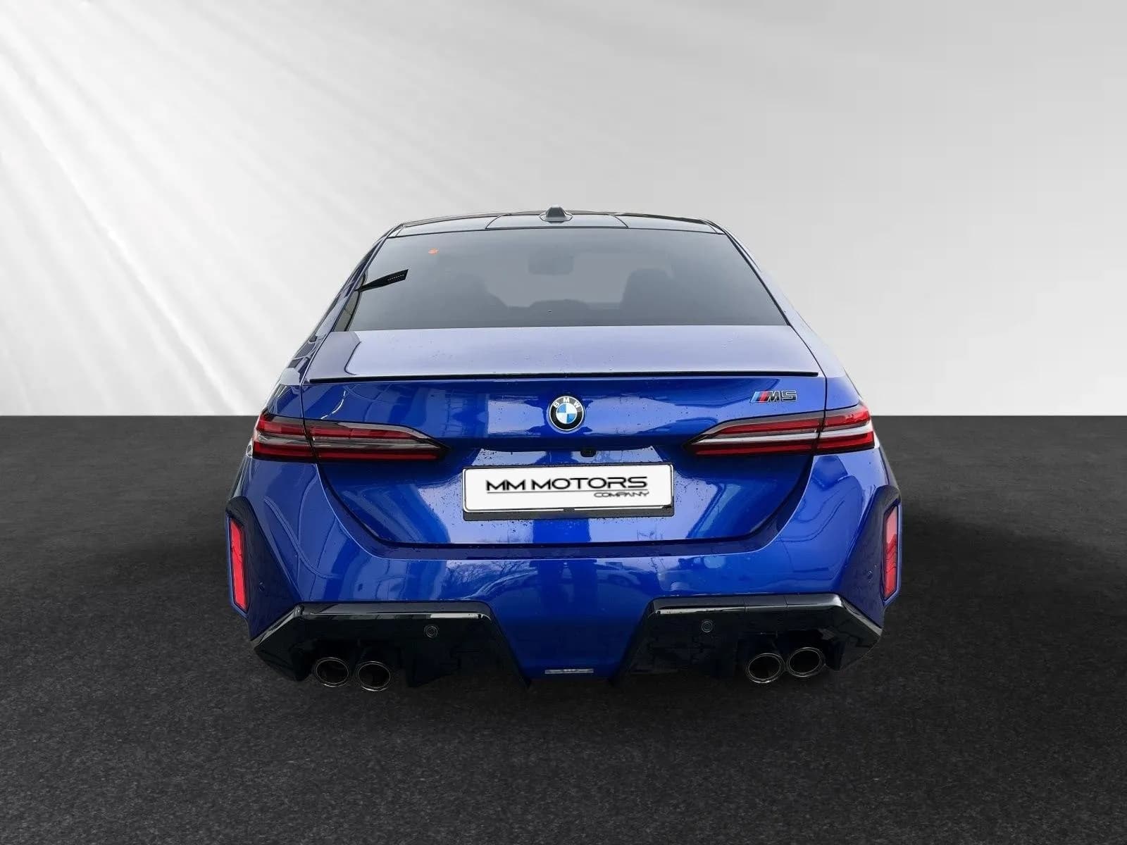 BMW M5 (foto 6/12)