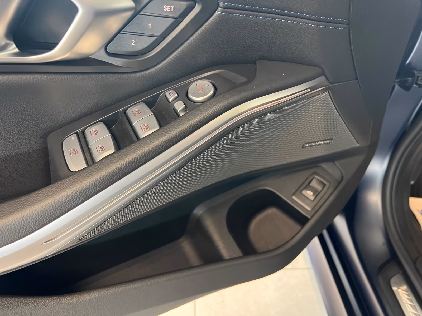 BMW  320d xdrive (foto 10/30)