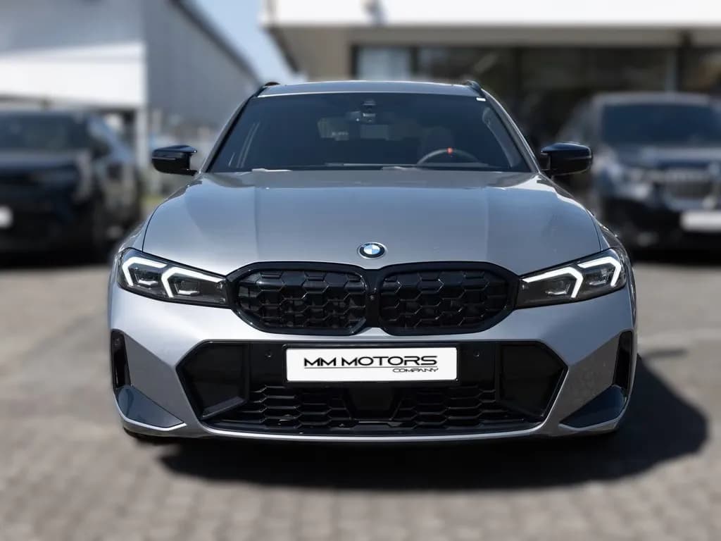 BMW M340i xDrive Touring (foto 3/27)