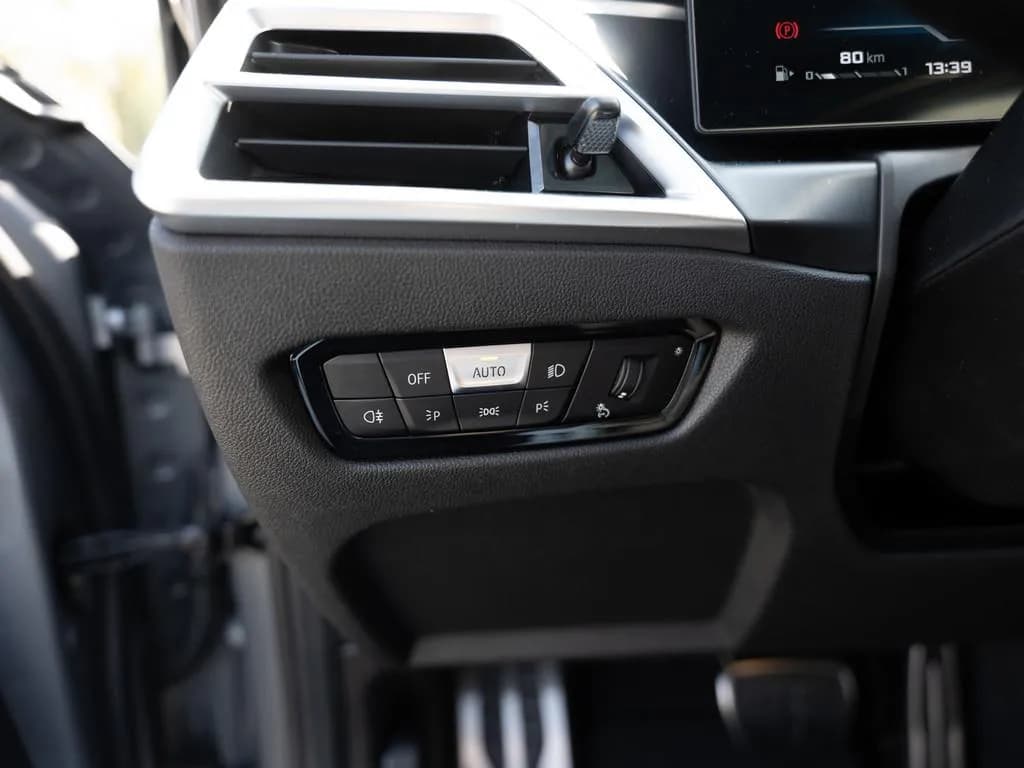 BMW M340i xDrive Touring (foto 13/27)