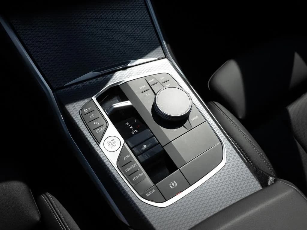 BMW M340i xDrive Touring (foto 21/27)