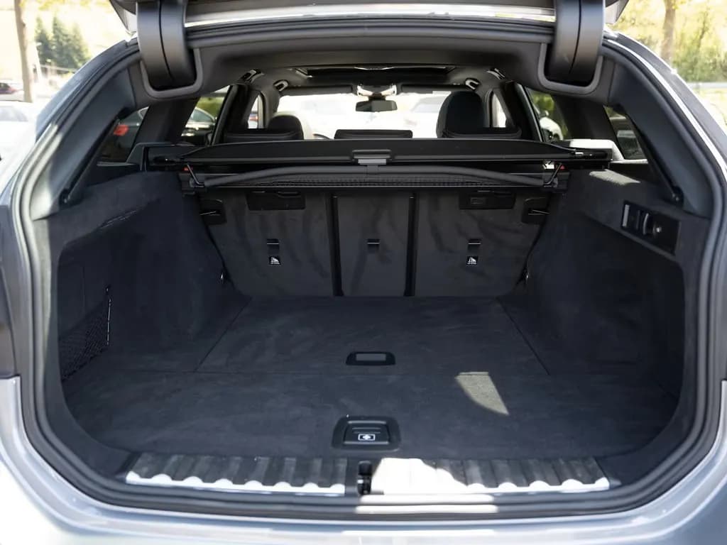 BMW M340i xDrive Touring (foto 23/27)