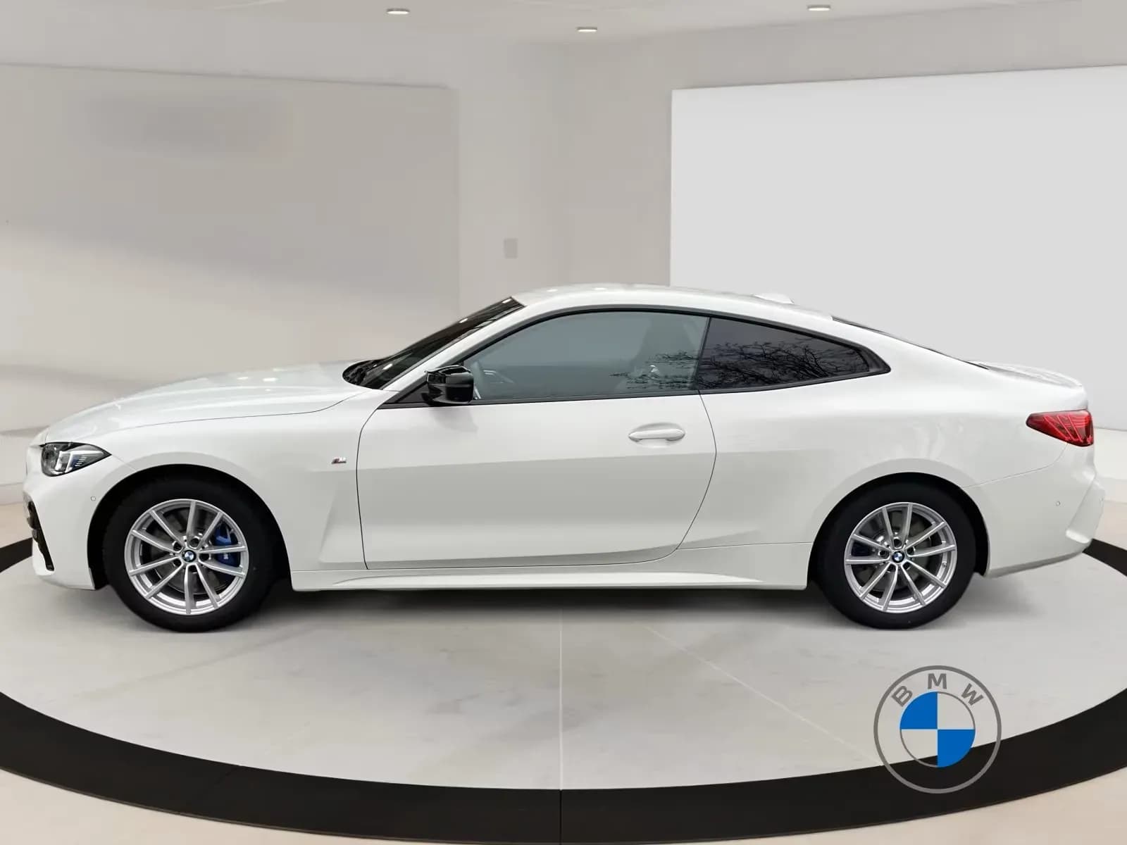 BMW M440i xDrive (foto 7/17)