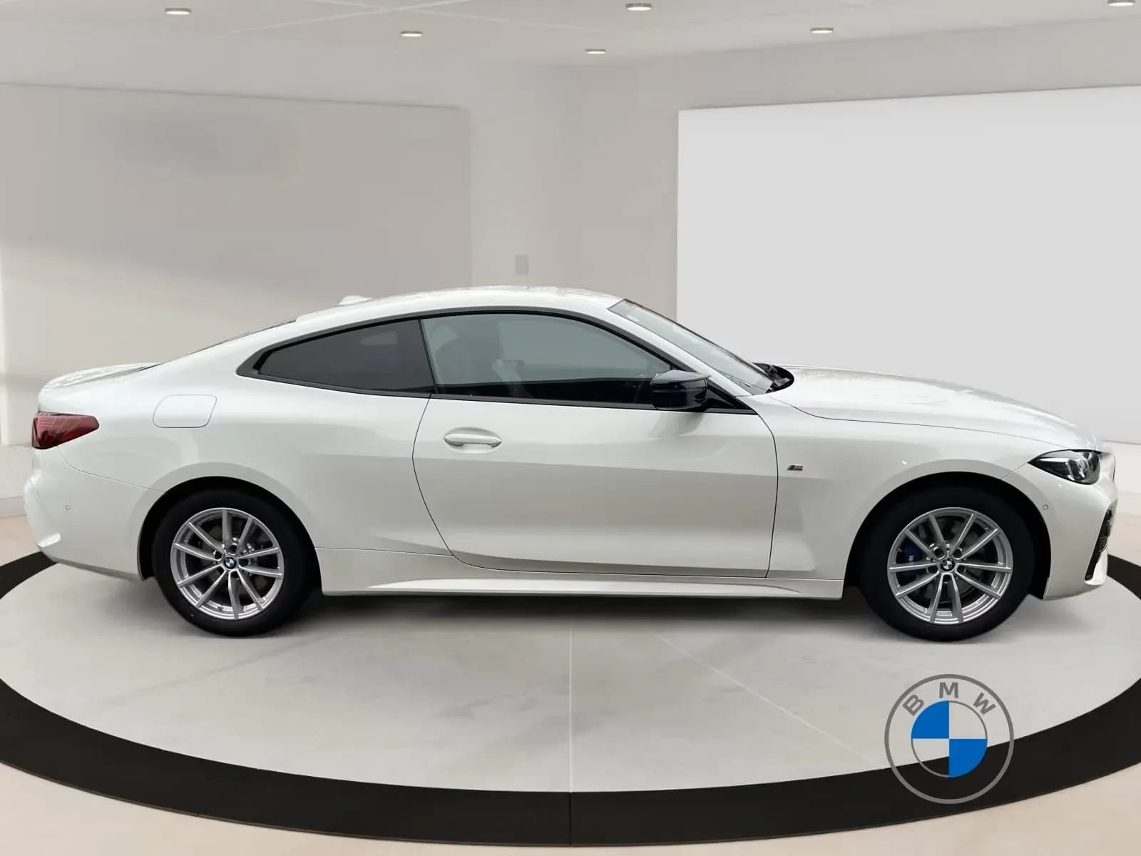 BMW M440i xDrive (foto 3/17)