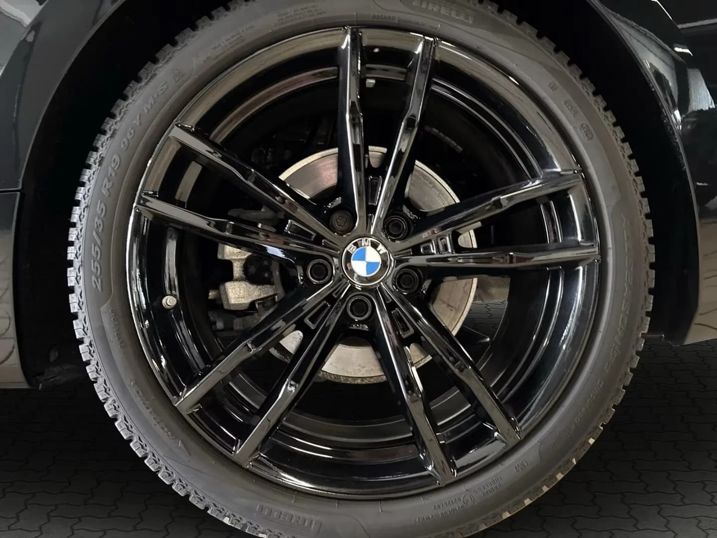 BMW  420i  Cabrio  M-SPORT (foto 14/14)