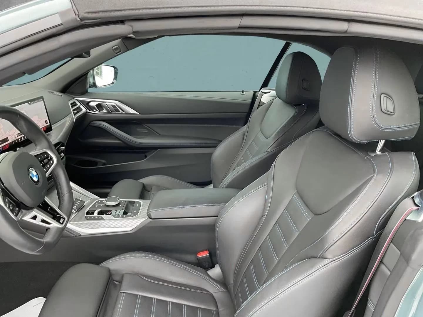 BMW  420i  Cabrio  M Sport (foto 15/25)