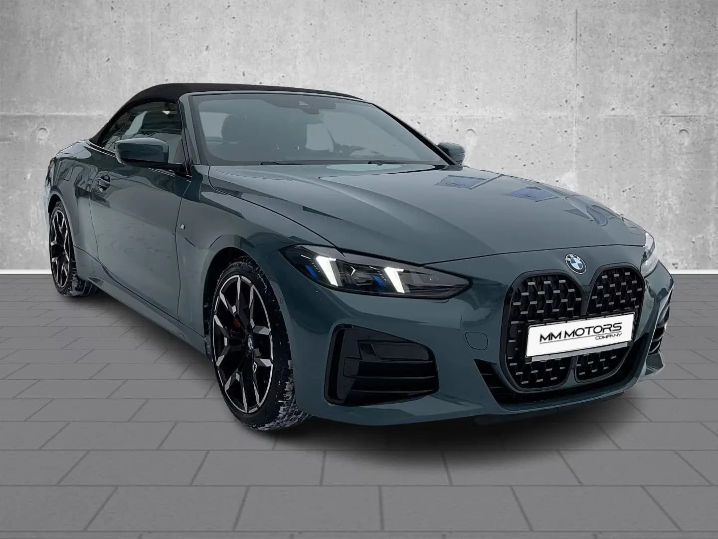 BMW  420i  Cabrio  M Sport (foto 4/25)