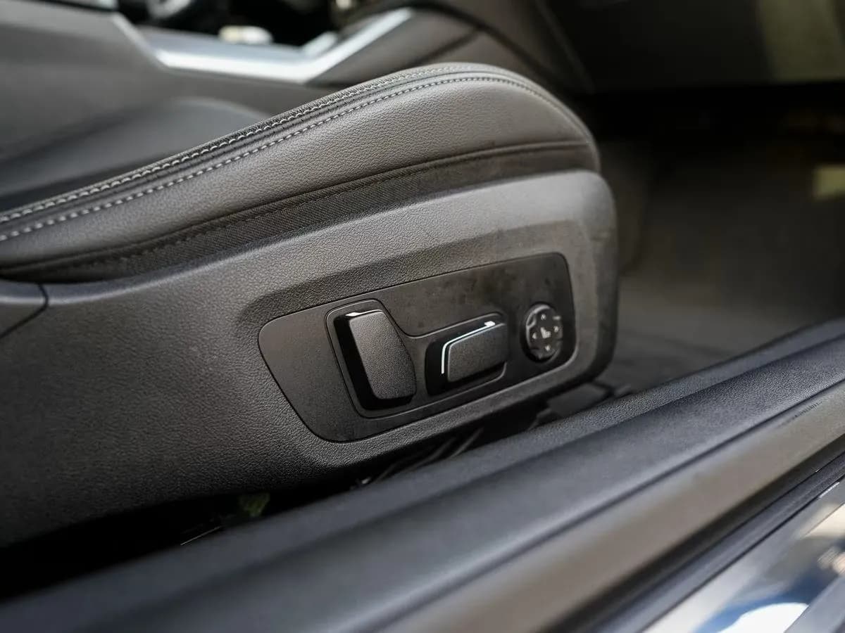 BMW  420d  Cabrio  M Sport (foto 11/20)