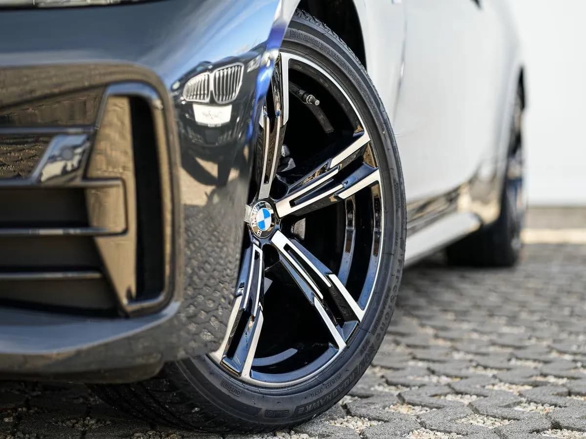 BMW  420d  Cabrio  M Sport (foto 2/20)