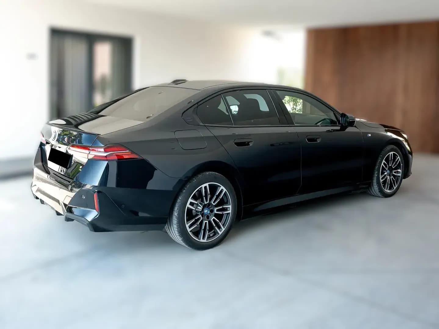 BMW 530e (foto 6/26)
