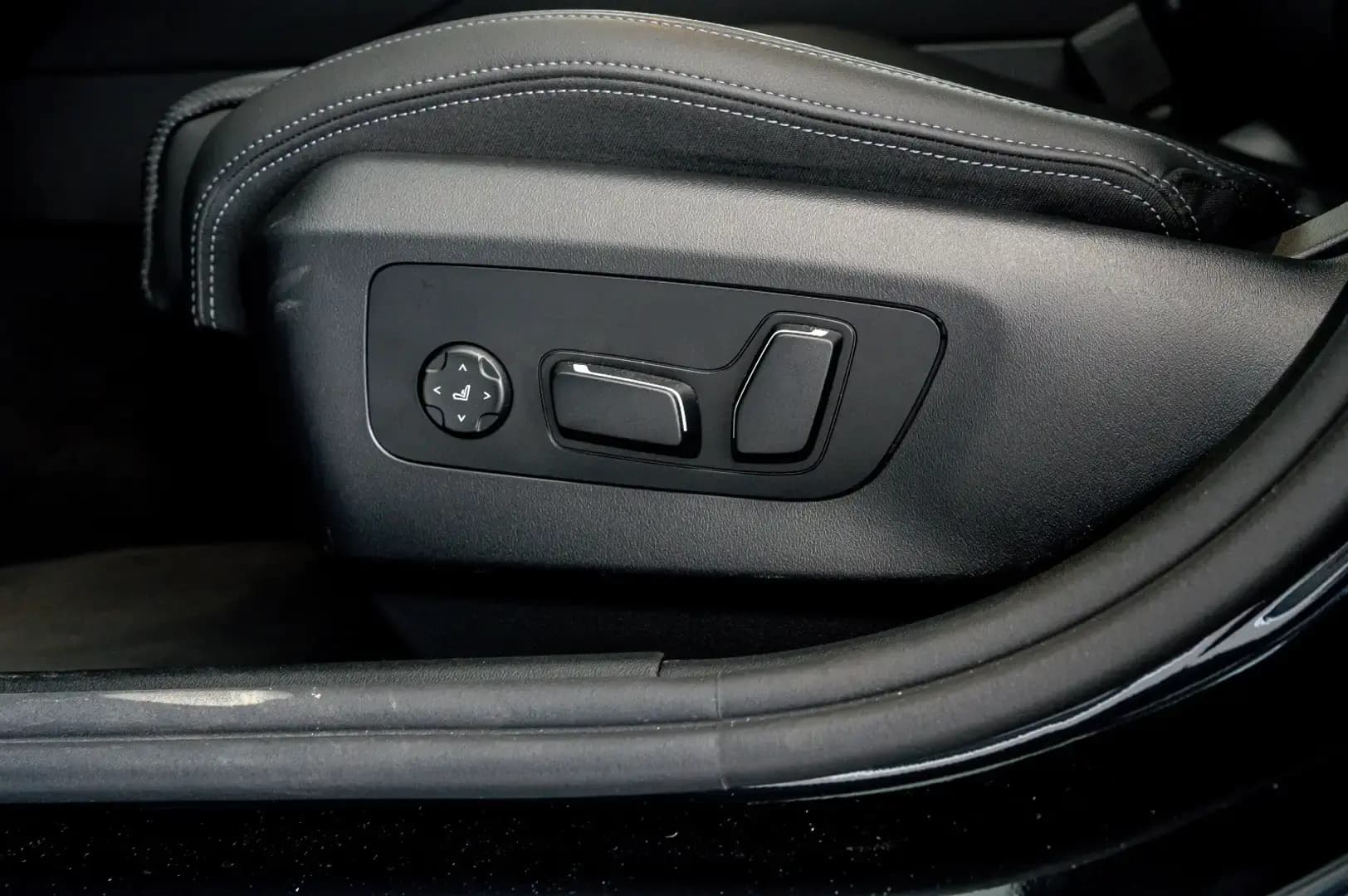 BMW 530e (foto 16/26)