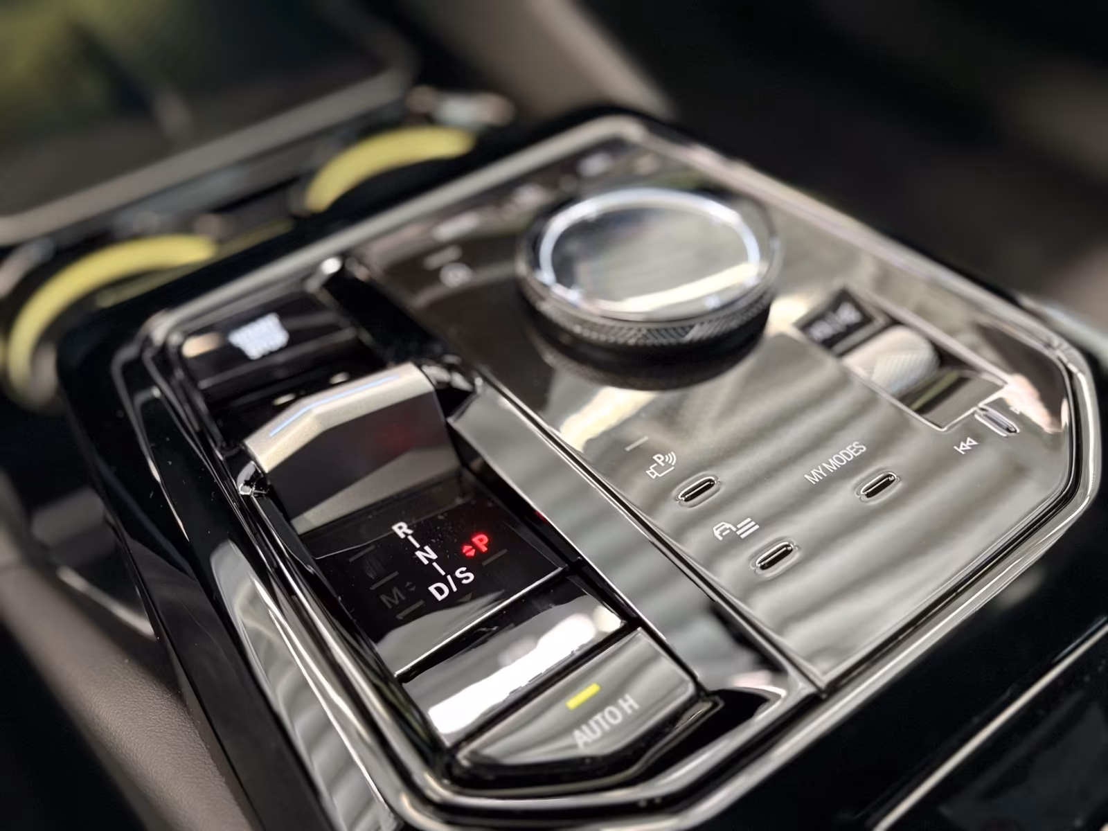 BMW 530e (foto 16/17)