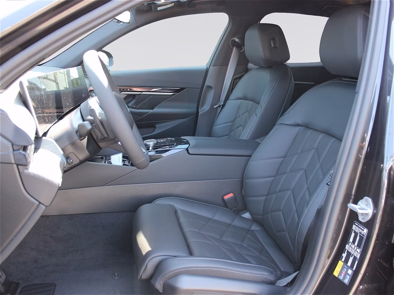 BMW 530e (foto 7/13)