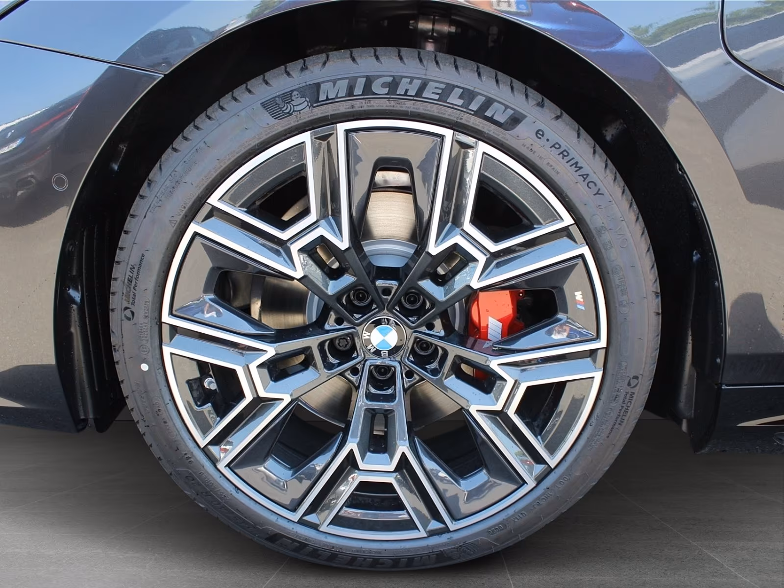 BMW 530e (foto 13/13)