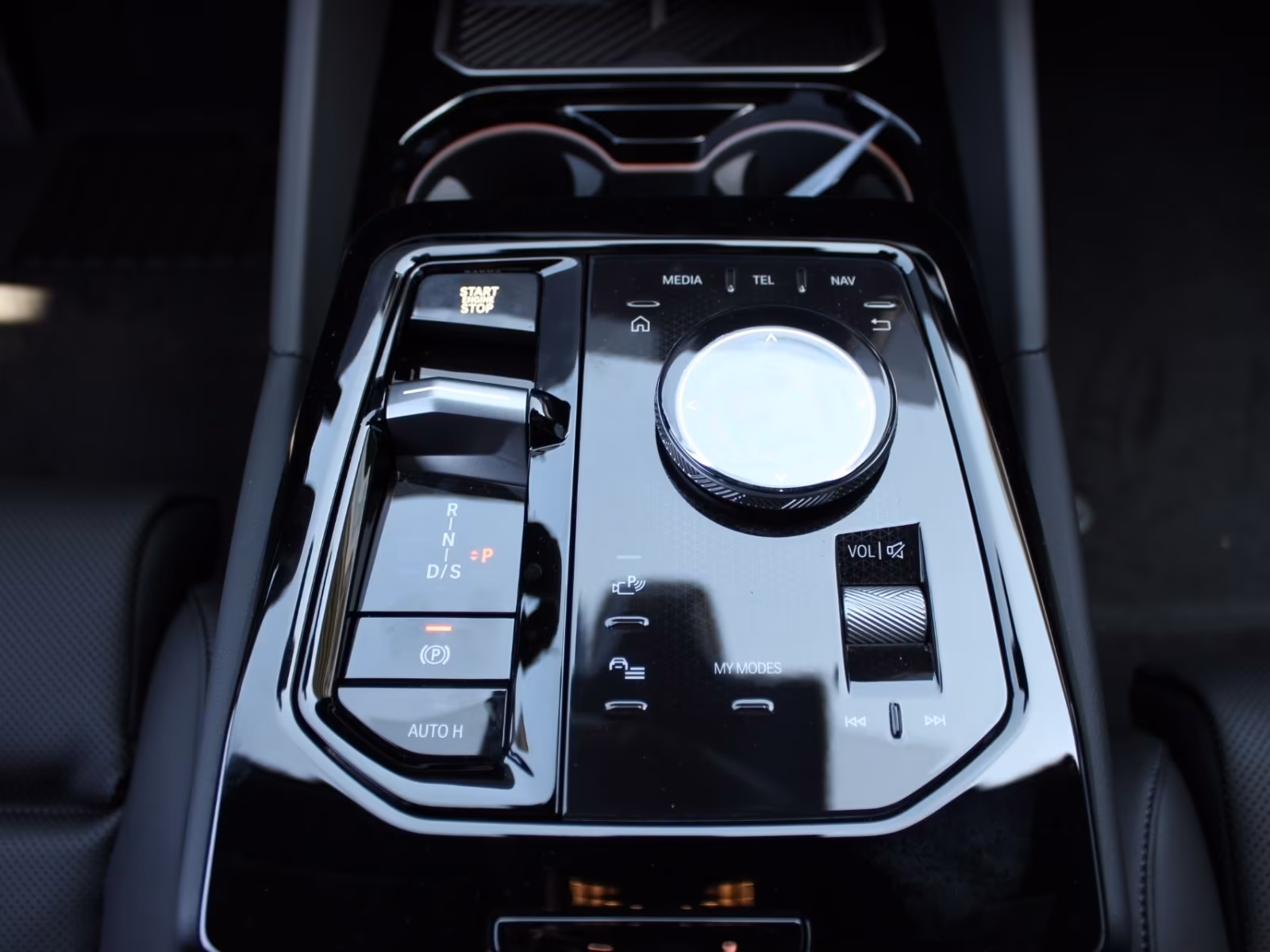 BMW 530e (foto 11/13)
