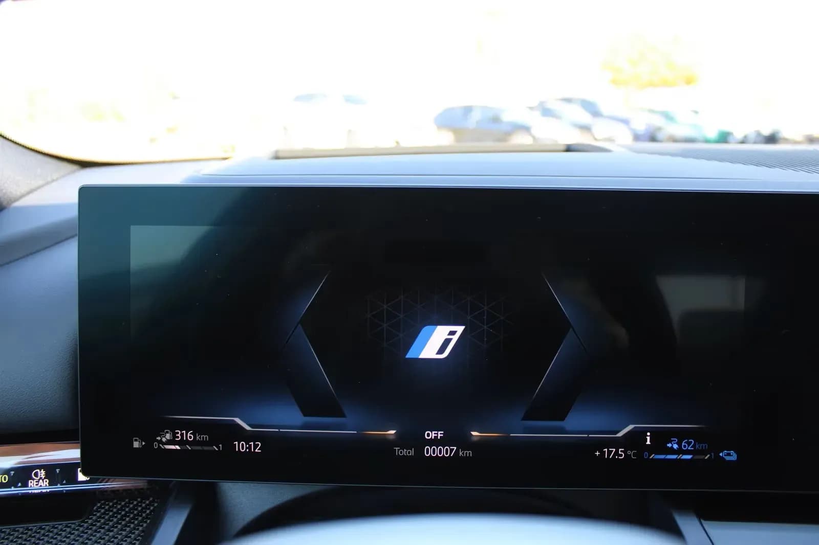 BMW 530e xDrive (foto 19/25)