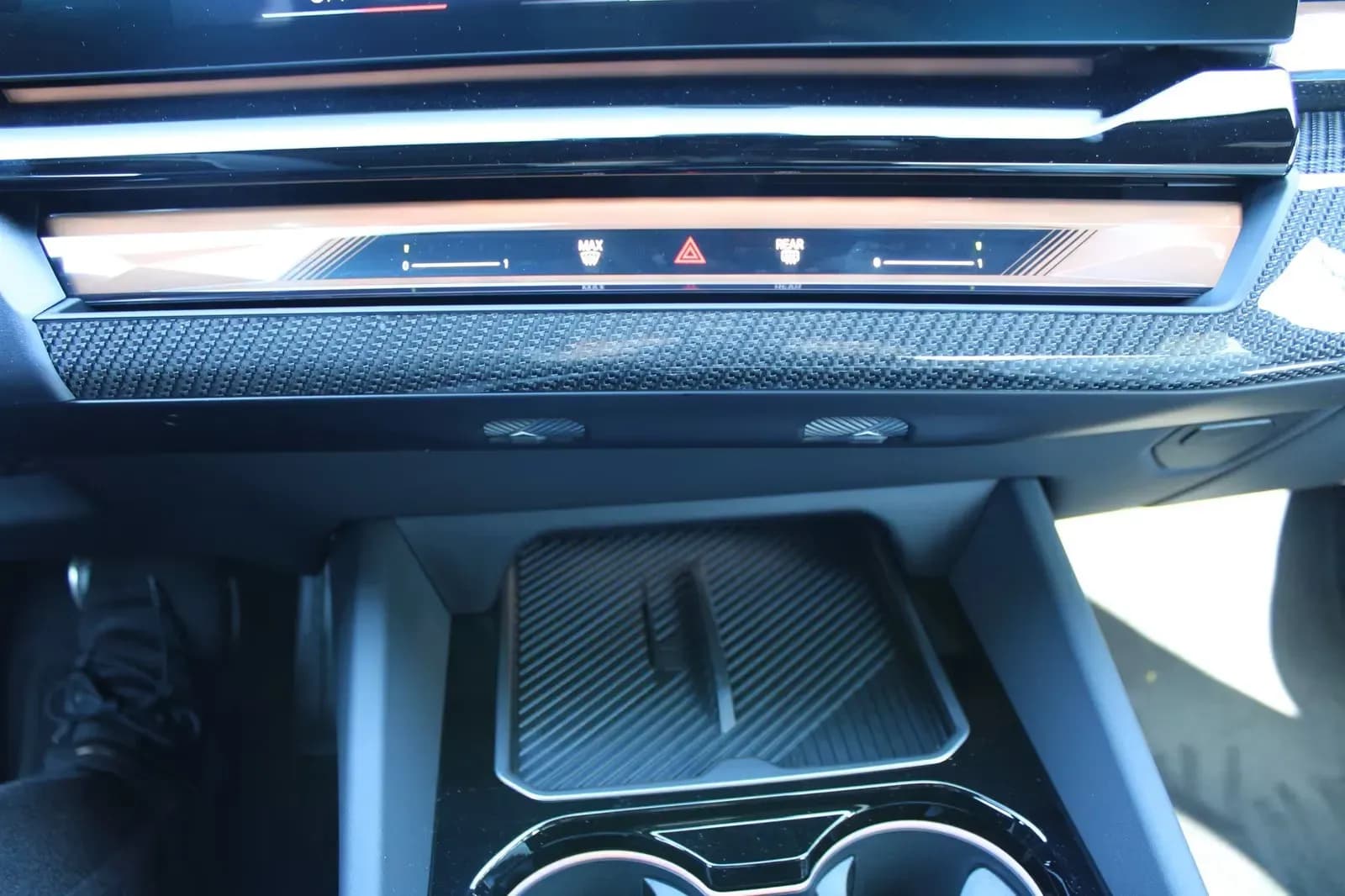 BMW 530e xDrive (foto 22/25)