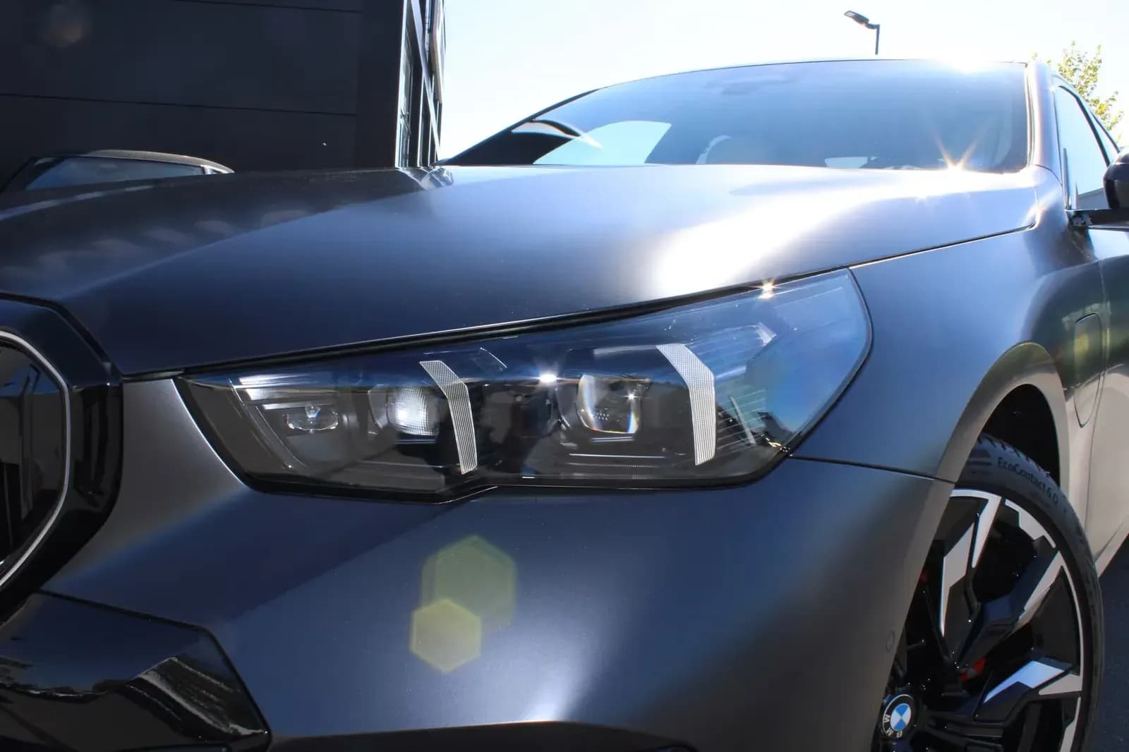 BMW 530e xDrive (foto 2/25)