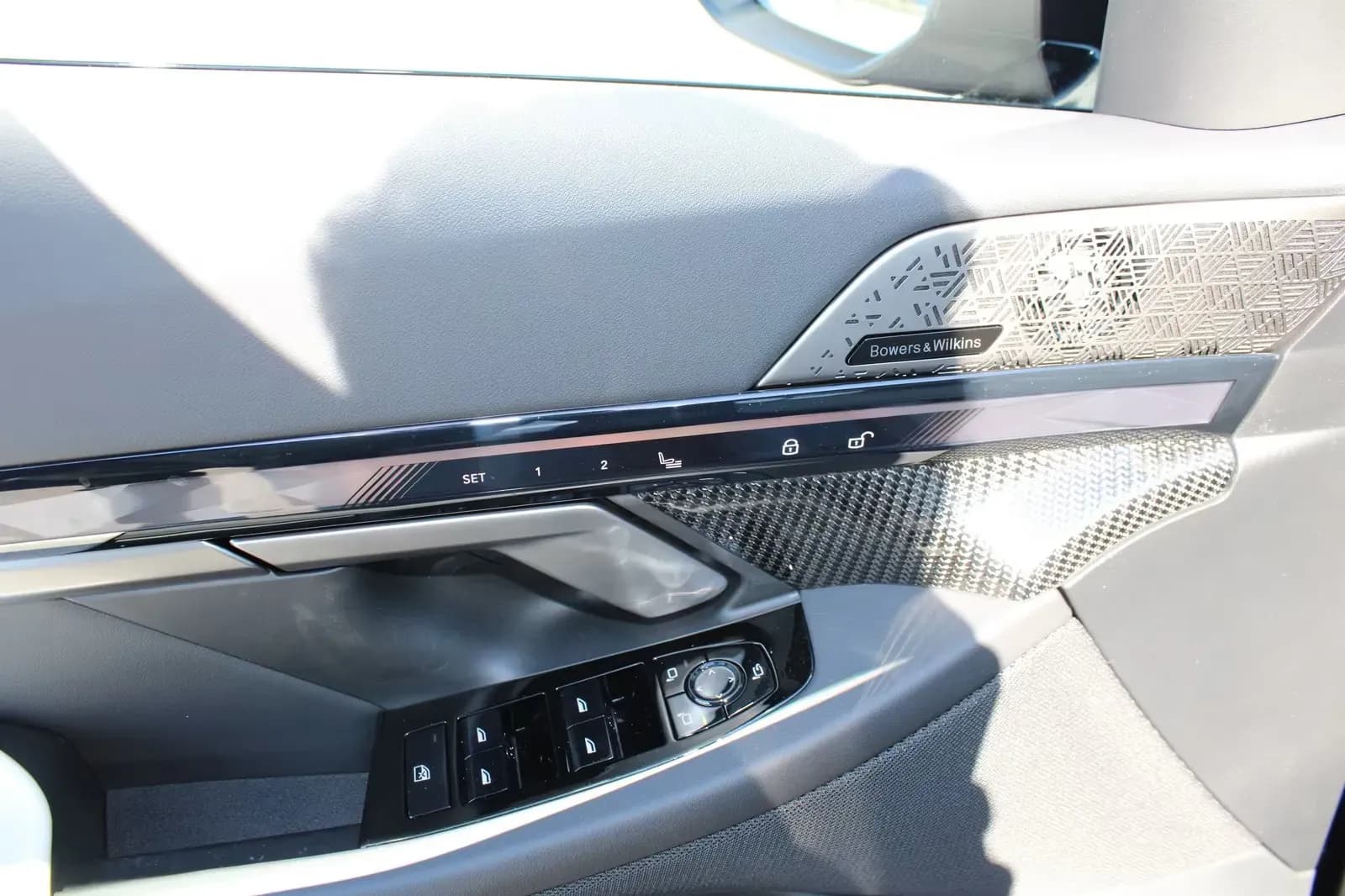 BMW 530e xDrive (foto 11/25)
