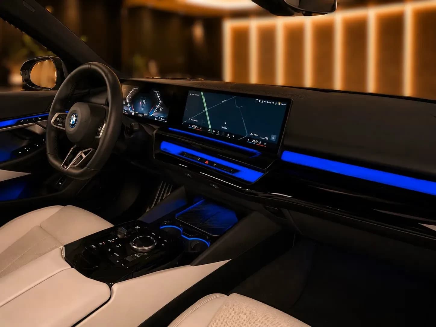 BMW 550e (foto 17/17)