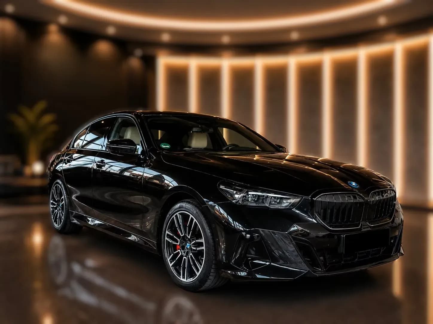 BMW 550e (foto 2/17)