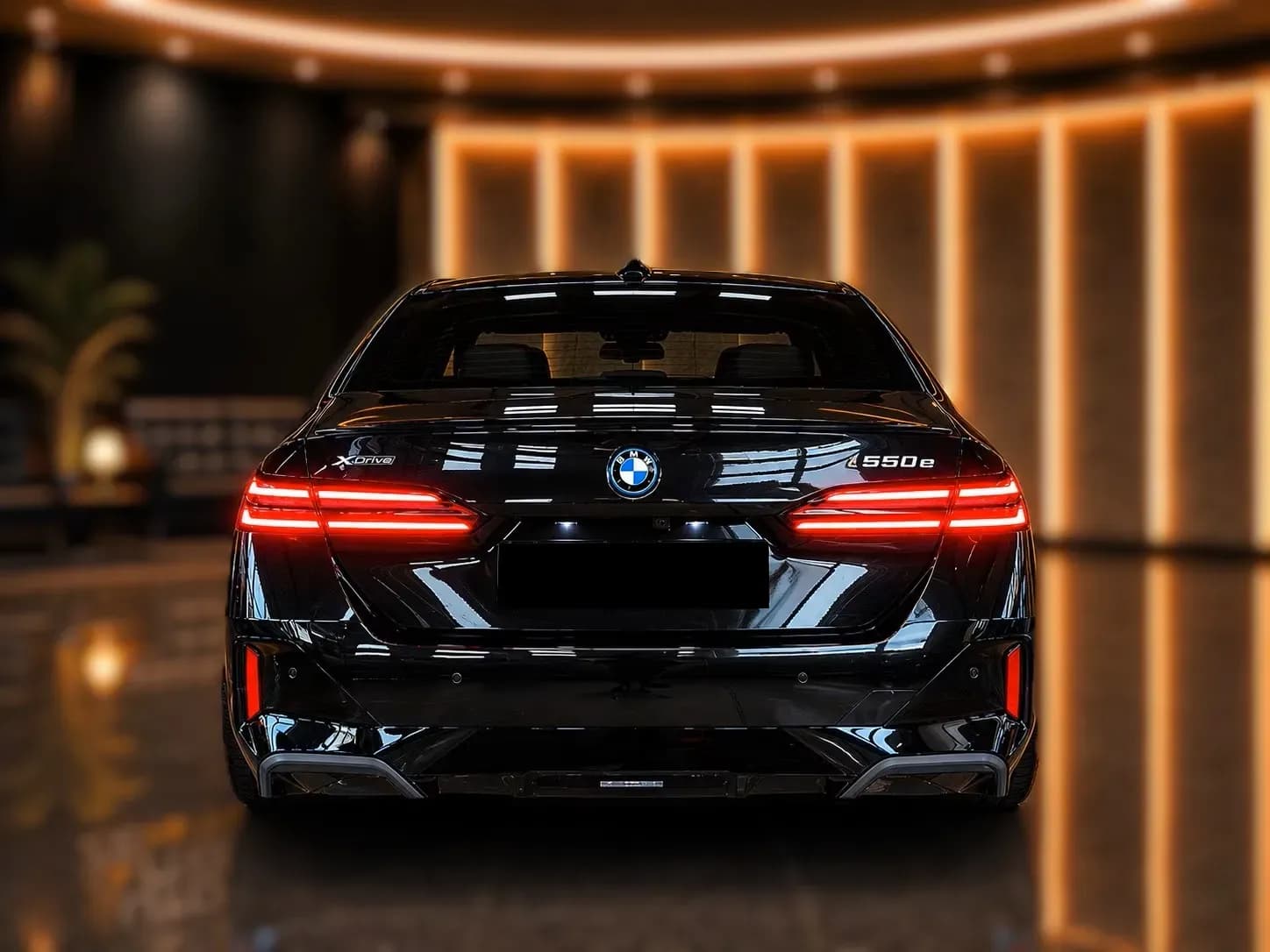 BMW 550e (foto 5/17)