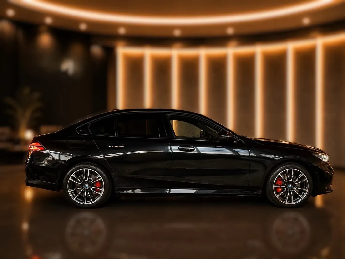 BMW 550e (foto 3/17)