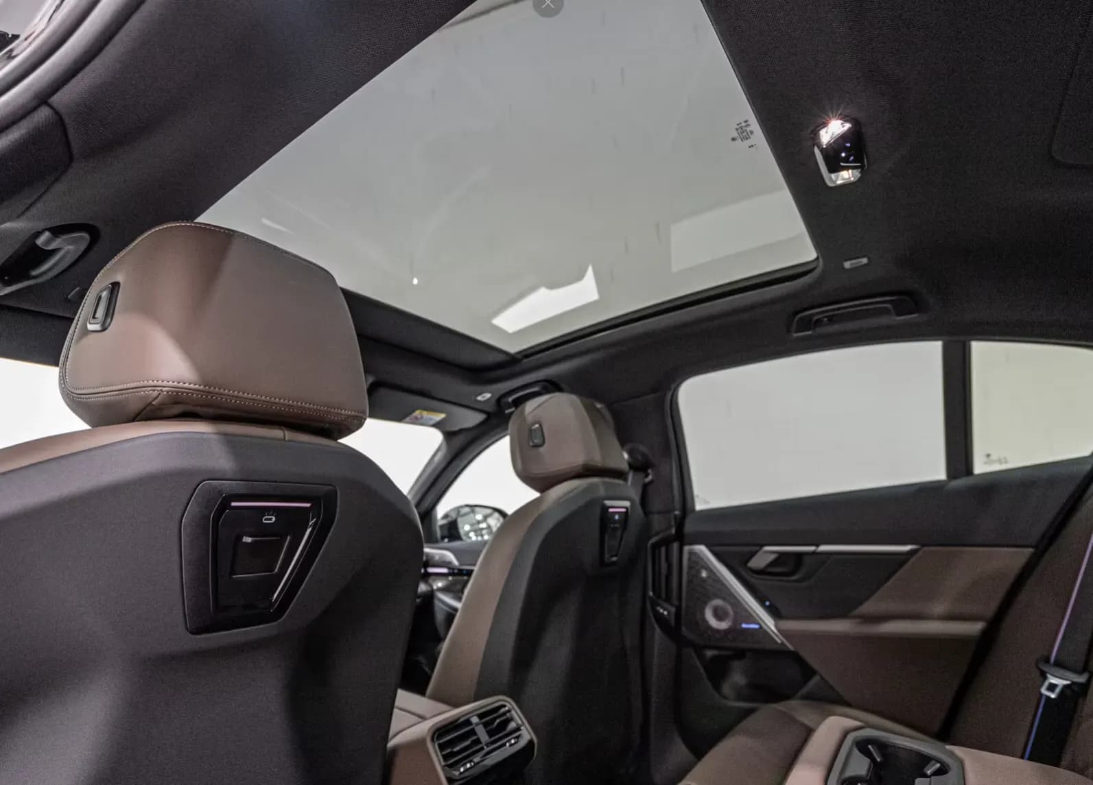 BMW 540d xDrive (foto 15/17)