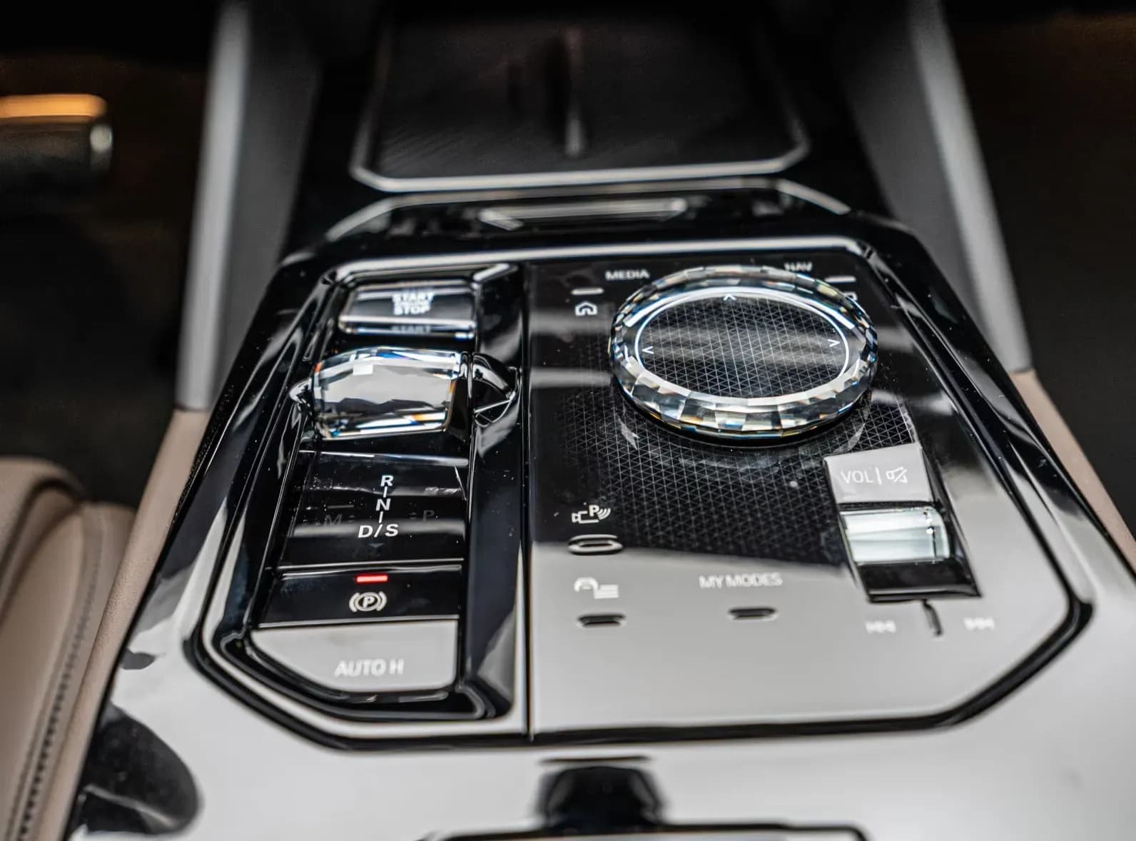 BMW 540d xDrive (foto 10/17)