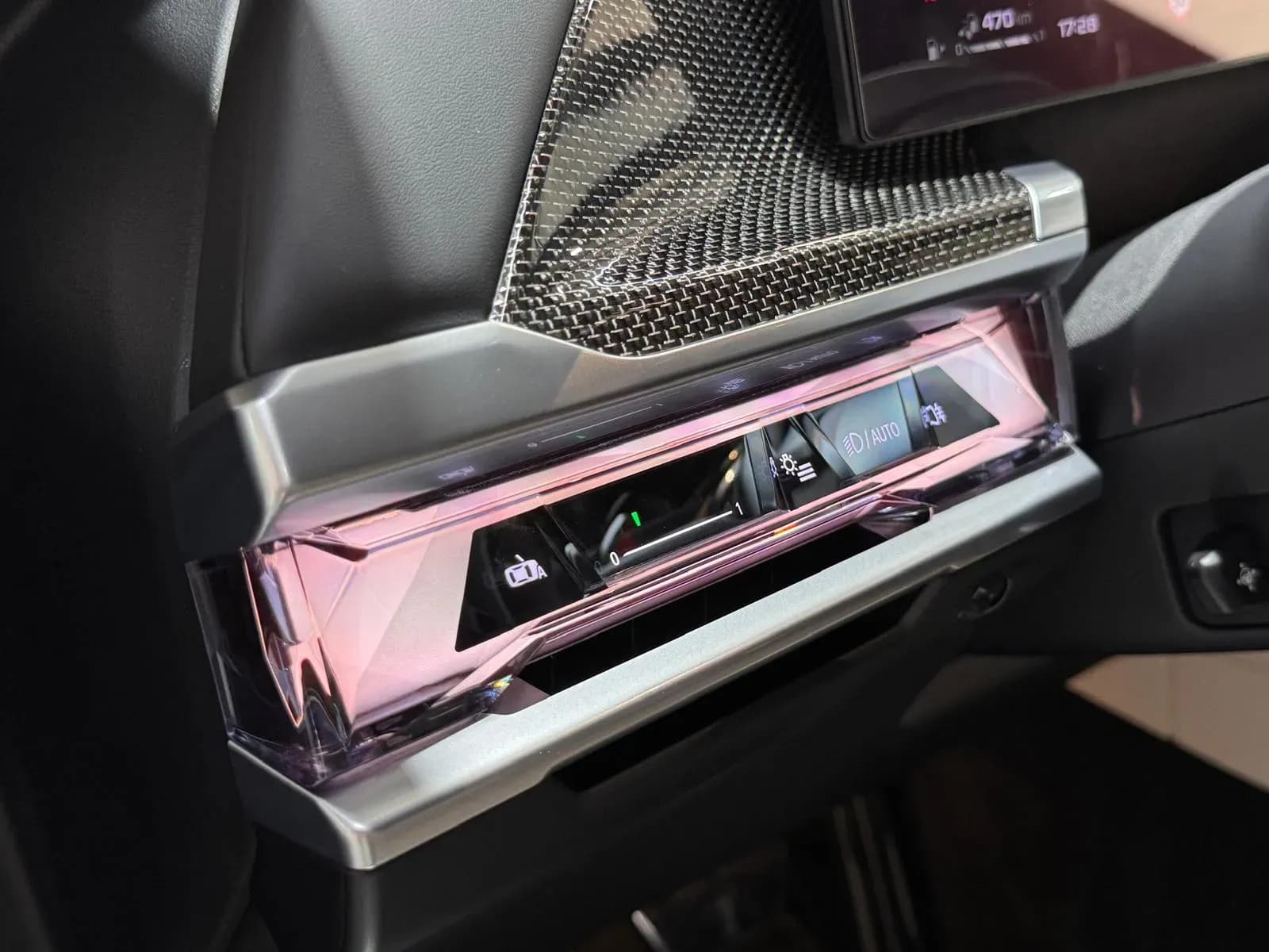 BMW 760e Xdrive (foto 15/27)