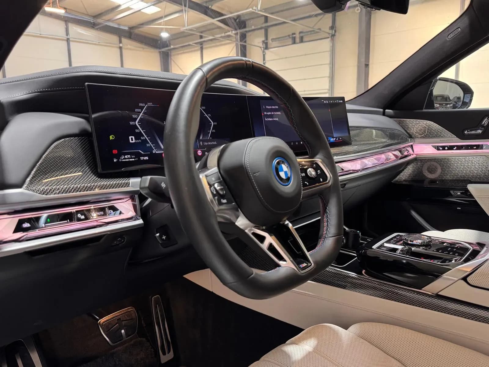 BMW 760e Xdrive (foto 12/27)