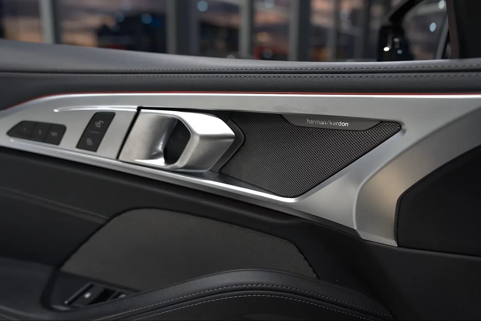 BMW 840i (foto 14/21)