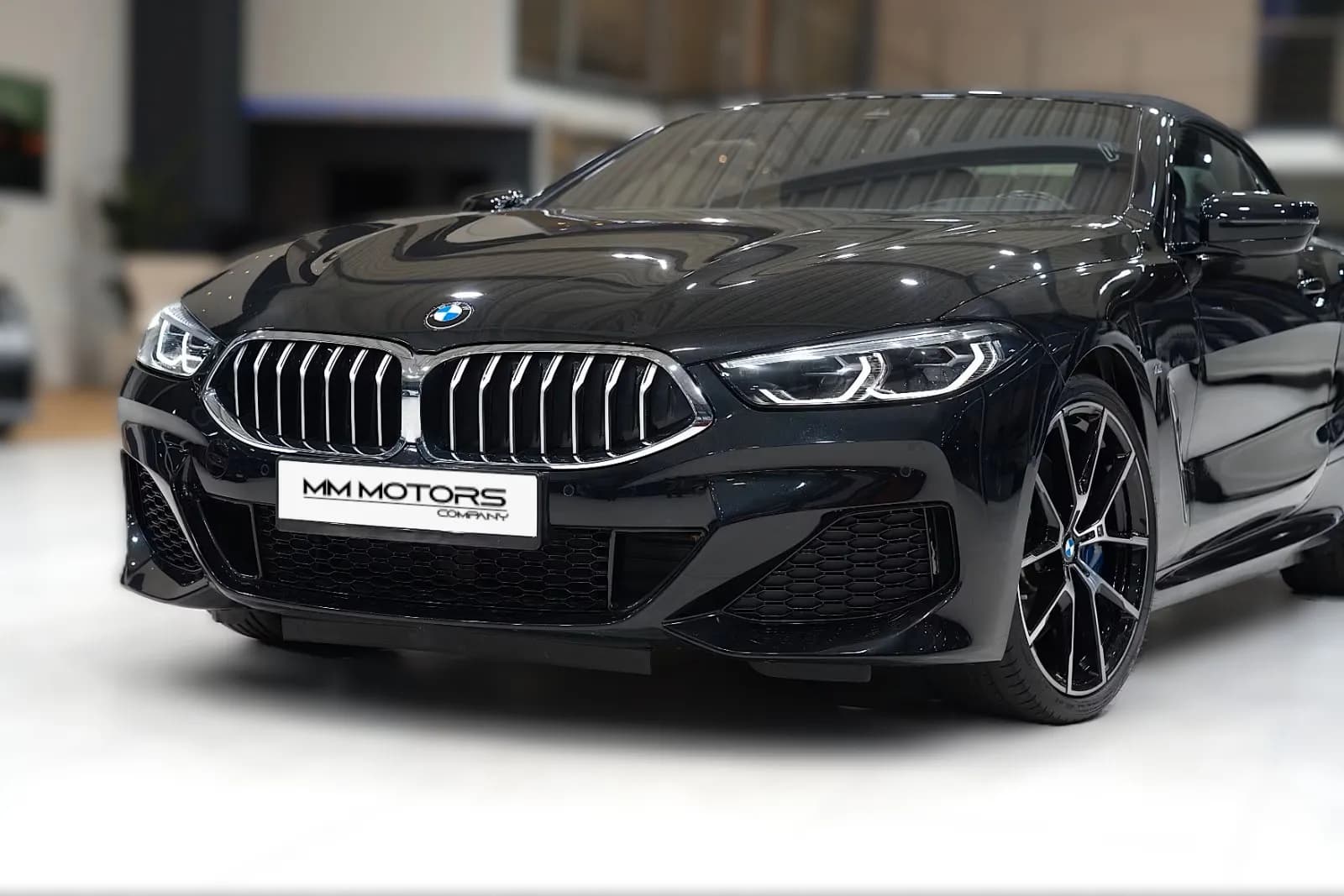 BMW 840i (foto 3/21)
