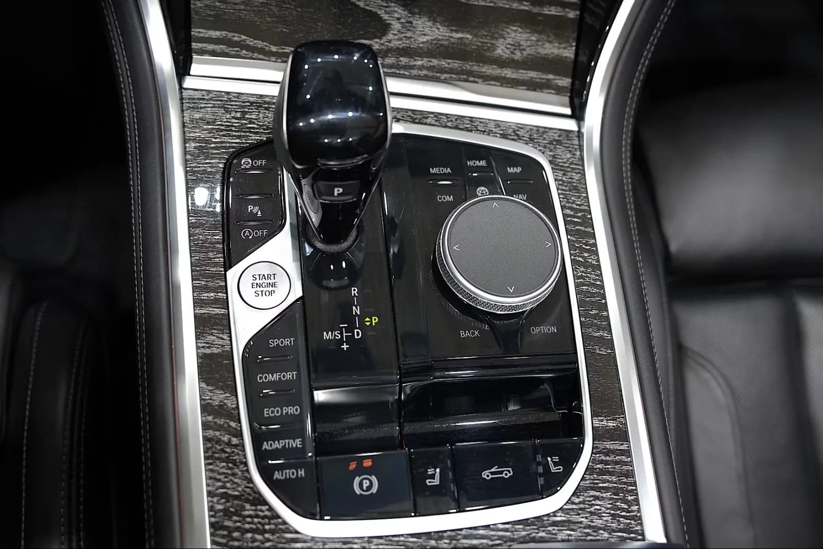 BMW 840i (foto 19/21)