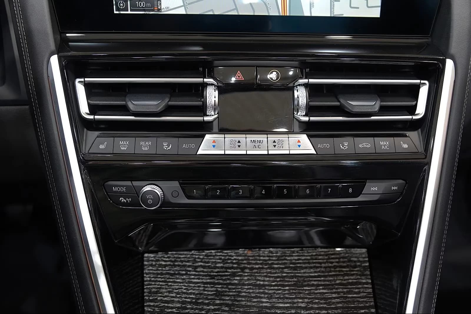 BMW 840i (foto 18/21)