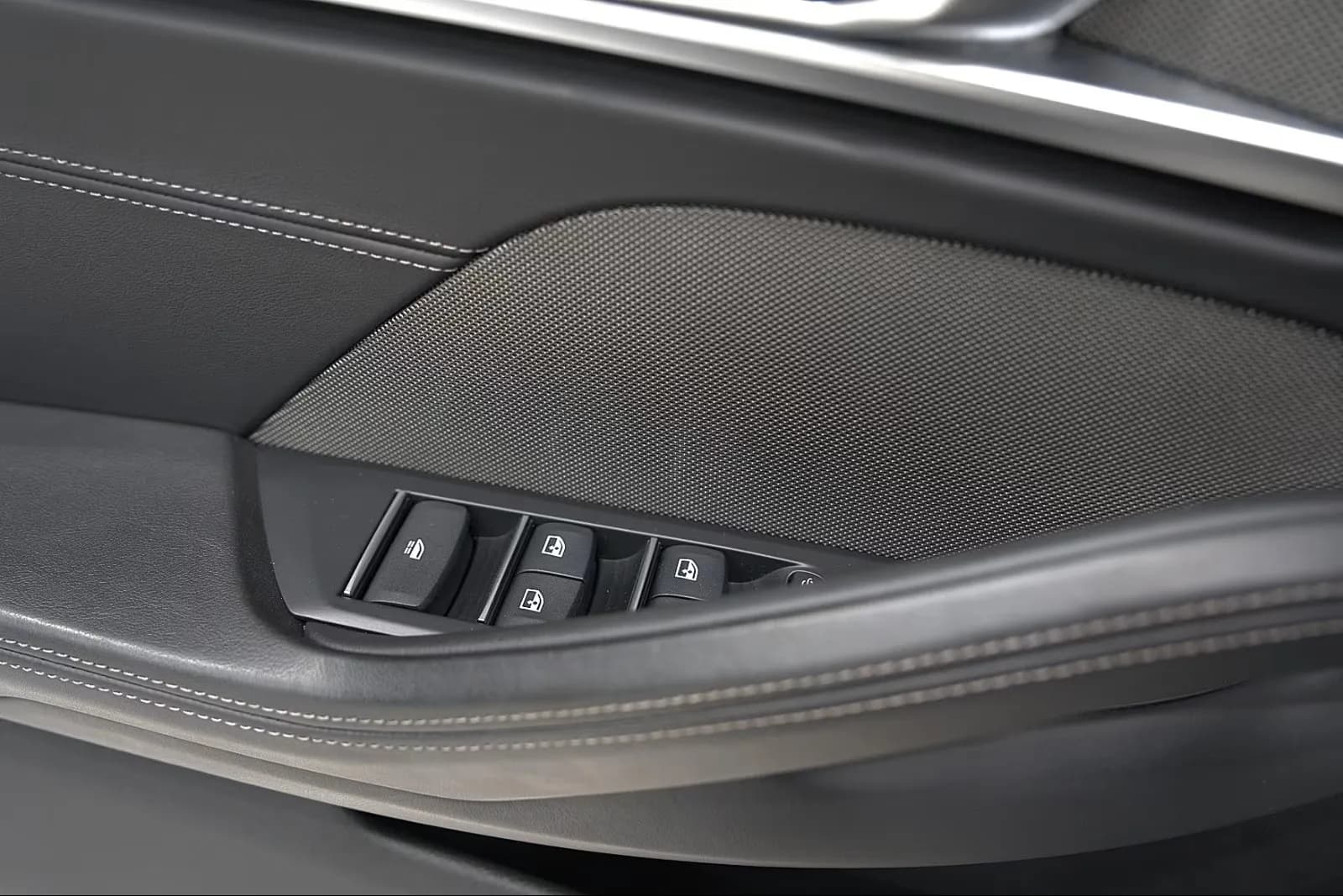 BMW 840i (foto 15/21)