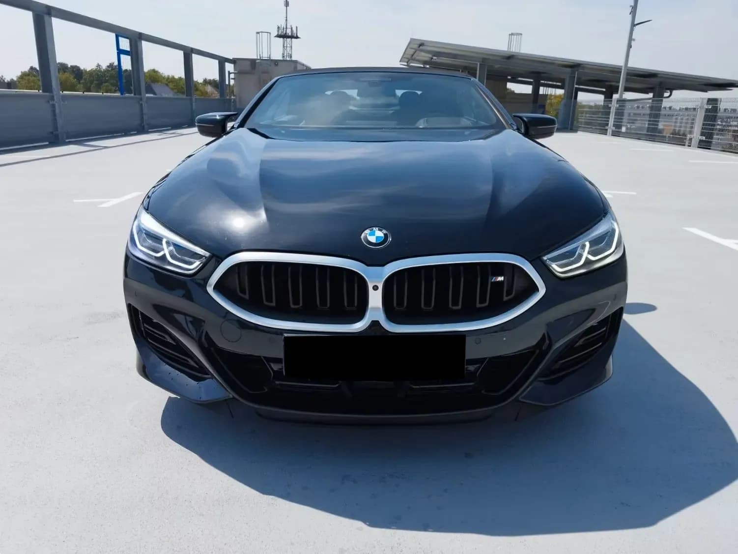 BMW M850i xDrive (foto 2/28)