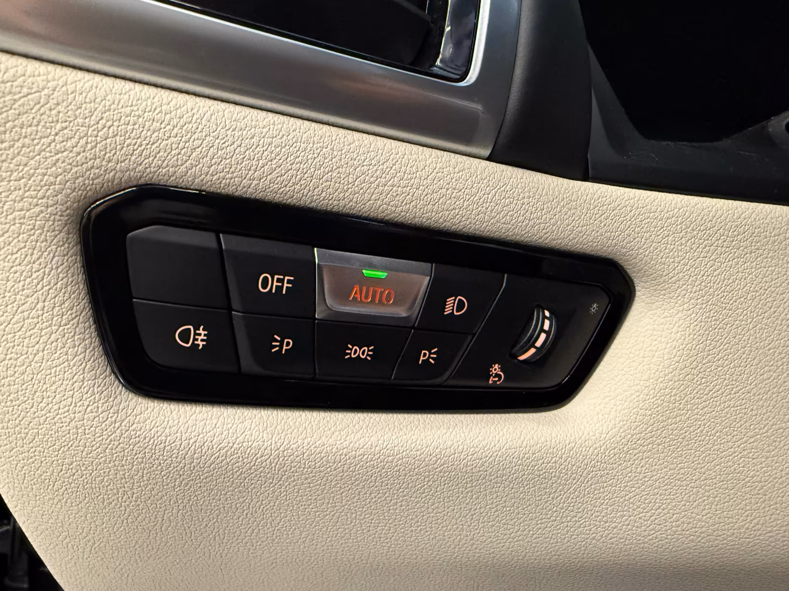 BMW 840i xDrive (foto 12/15)