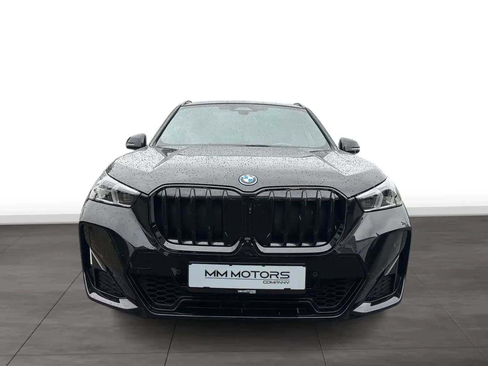 BMW X1 30e (foto 2/10)