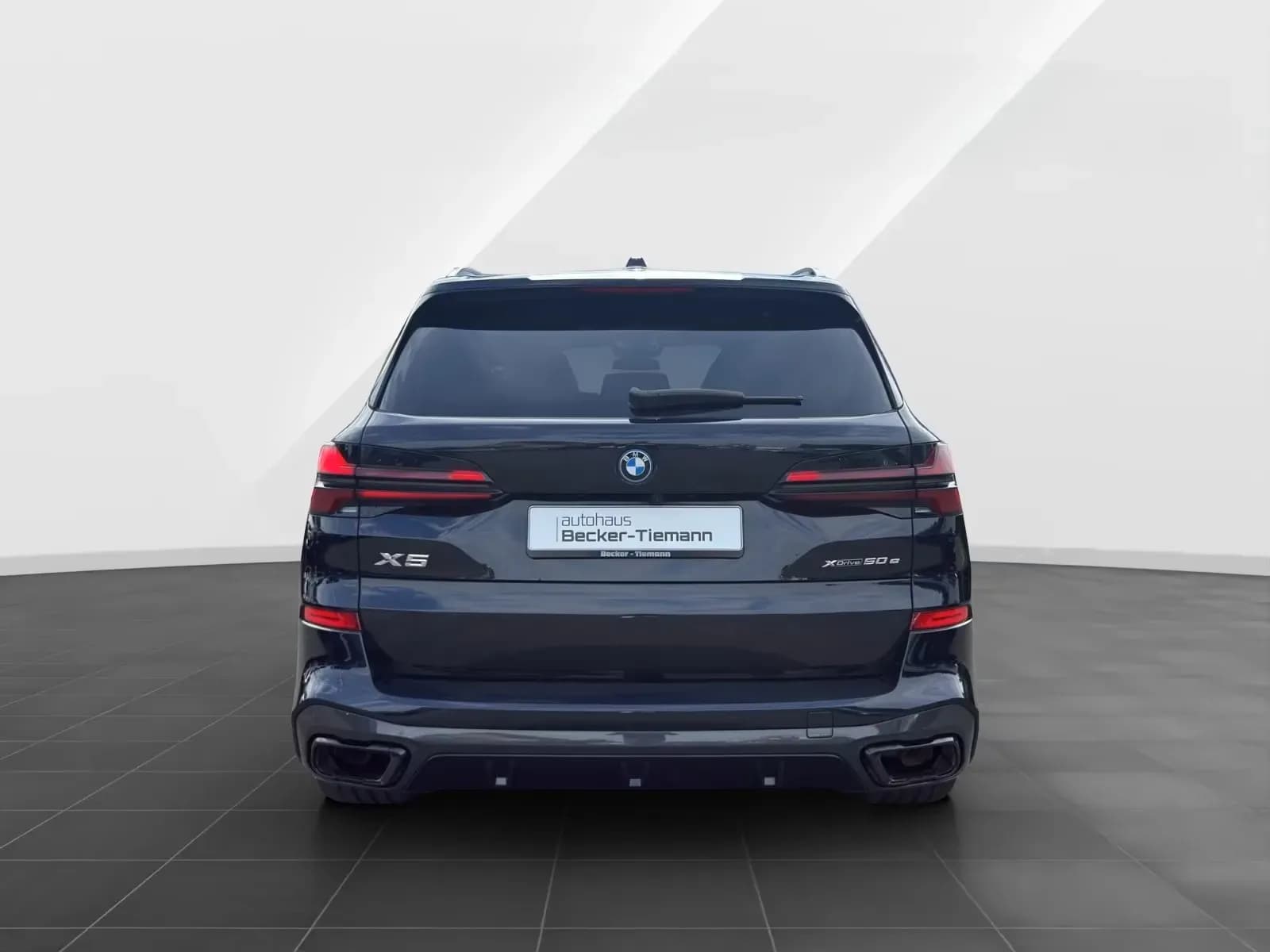 BMW X5 50e (foto 5/28)