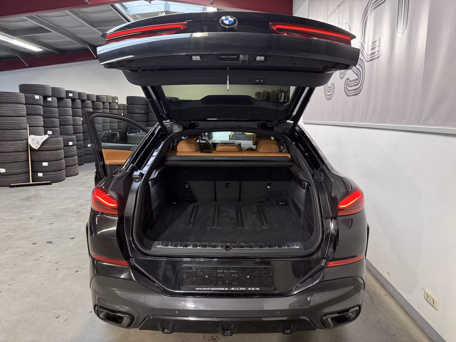 BMW  X6 (foto 13/13)