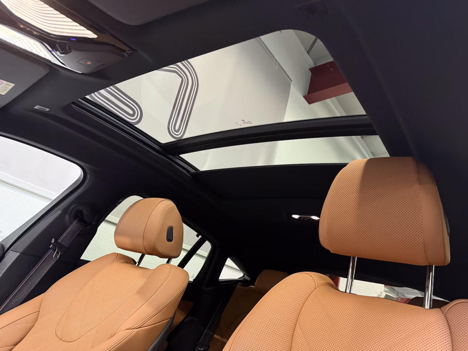BMW  X6 (foto 11/13)