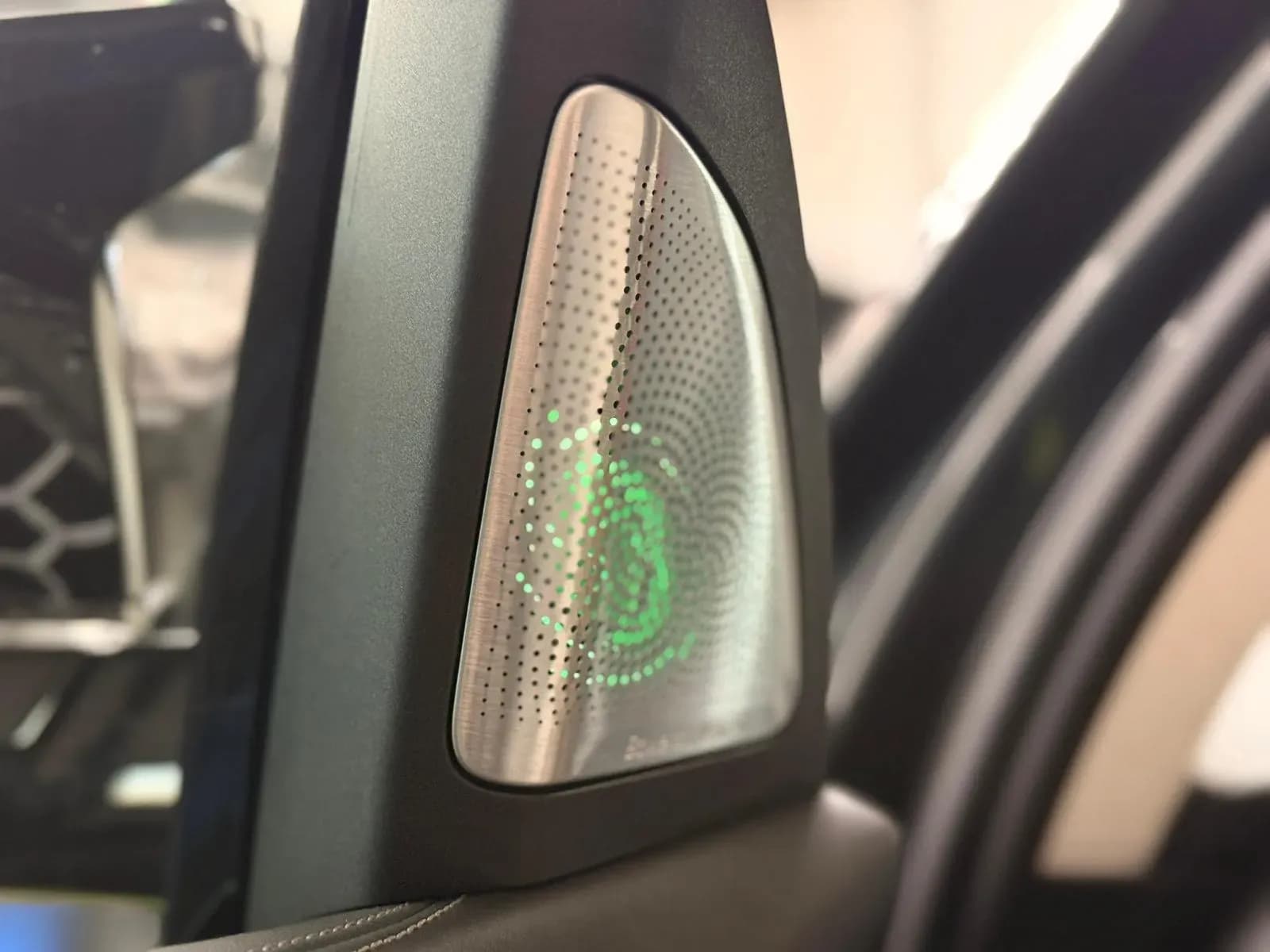 BMW X7 (foto 19/26)
