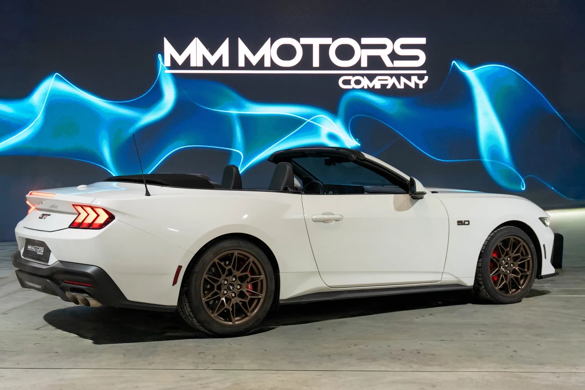 Ford Mustang GT (foto 4/9)