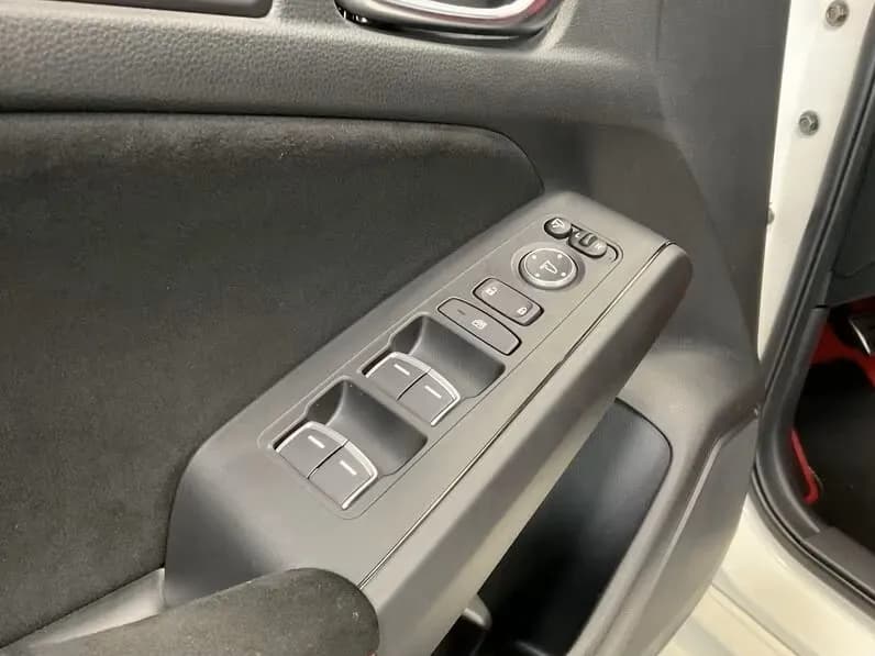 Honda Civic Type R (foto 6/18)